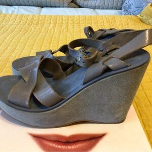 Kork-Ease Buffalo Sandals - size 7